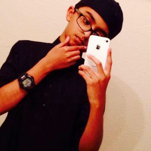 Meet your Posher, Adil